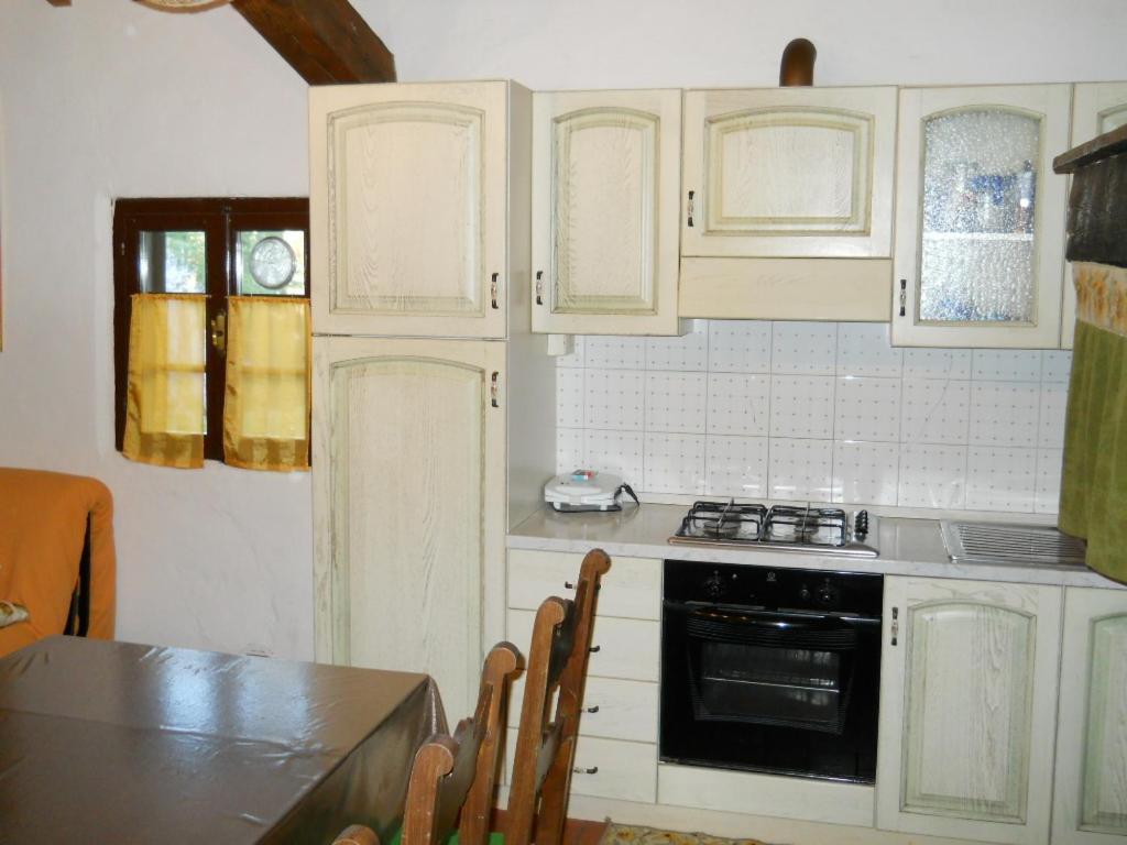 Agriturismo Girasole กัมบาสซี แตร์เม ภายนอก รูปภาพ