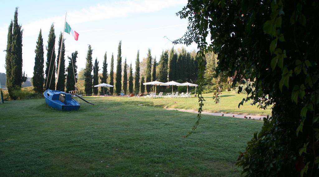 Agriturismo Girasole กัมบาสซี แตร์เม ภายนอก รูปภาพ