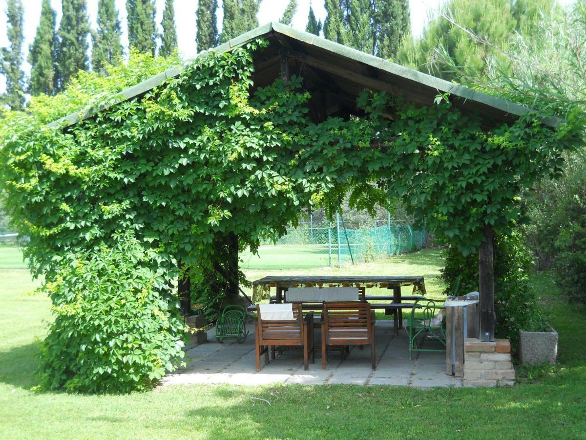 Agriturismo Girasole กัมบาสซี แตร์เม ภายนอก รูปภาพ