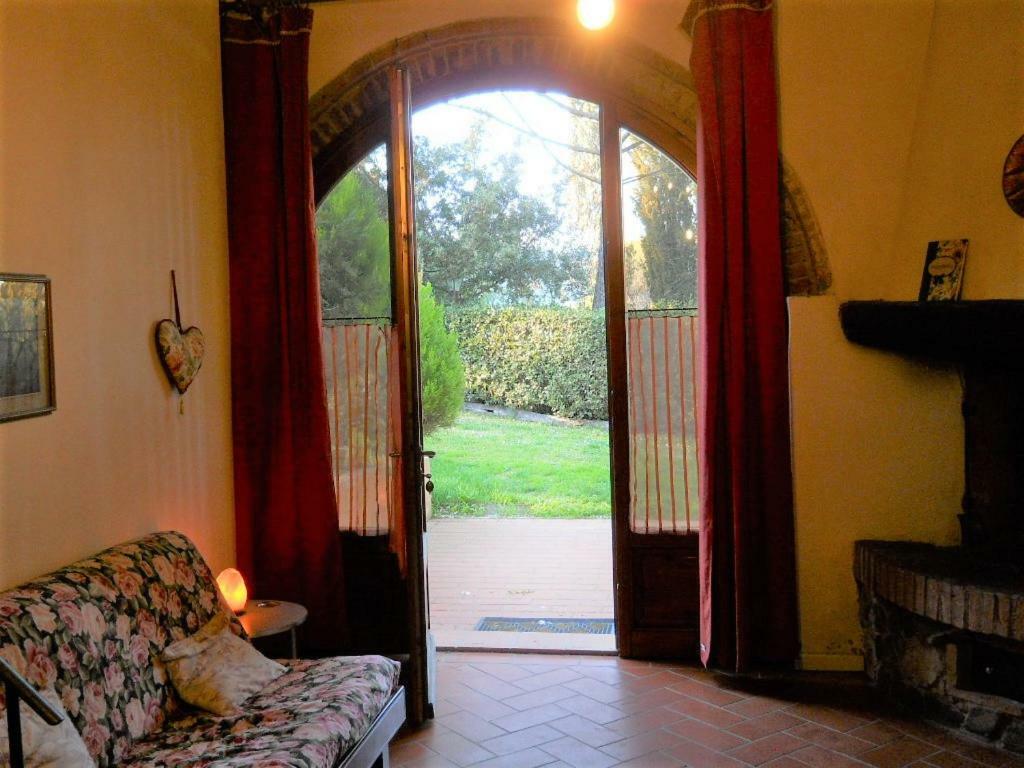 Agriturismo Girasole กัมบาสซี แตร์เม ภายนอก รูปภาพ